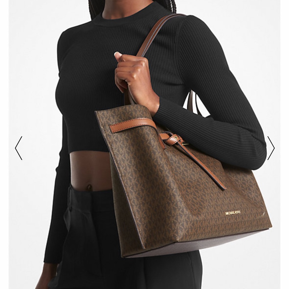 MICHAEL KORS
Emilia Large Logo Tote Shoulder Bag
COLOR BROWN
NWT - Picture 3 of 16